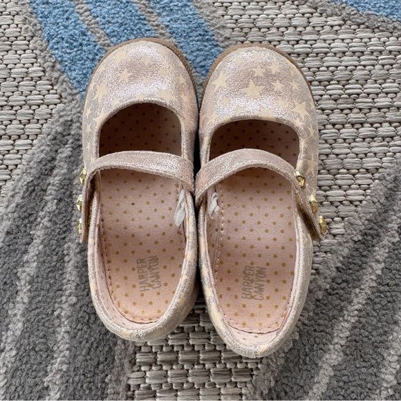 Harper Canyon Baby Toddler Girl Gold Star Mary Jane Dress Shoes - Picture 4 of 7